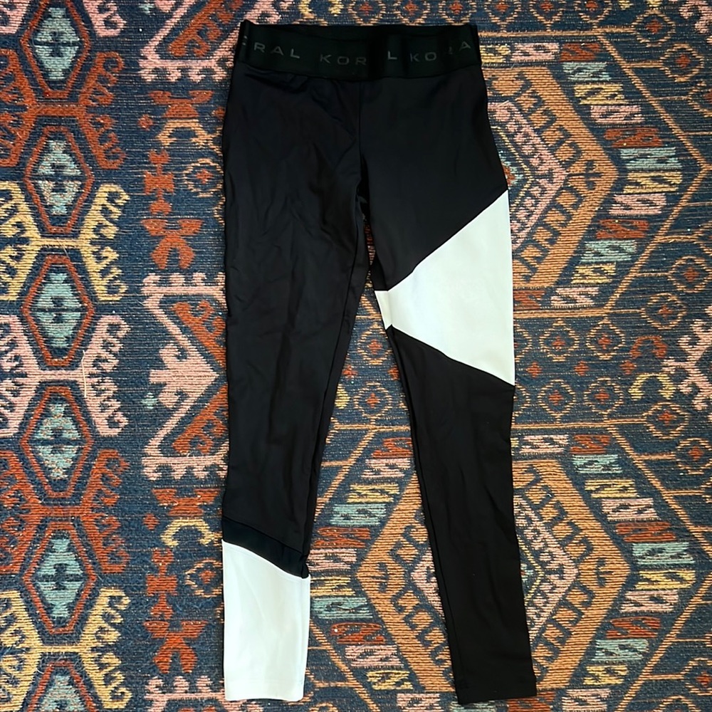 Koral x Barry’s workout leggings